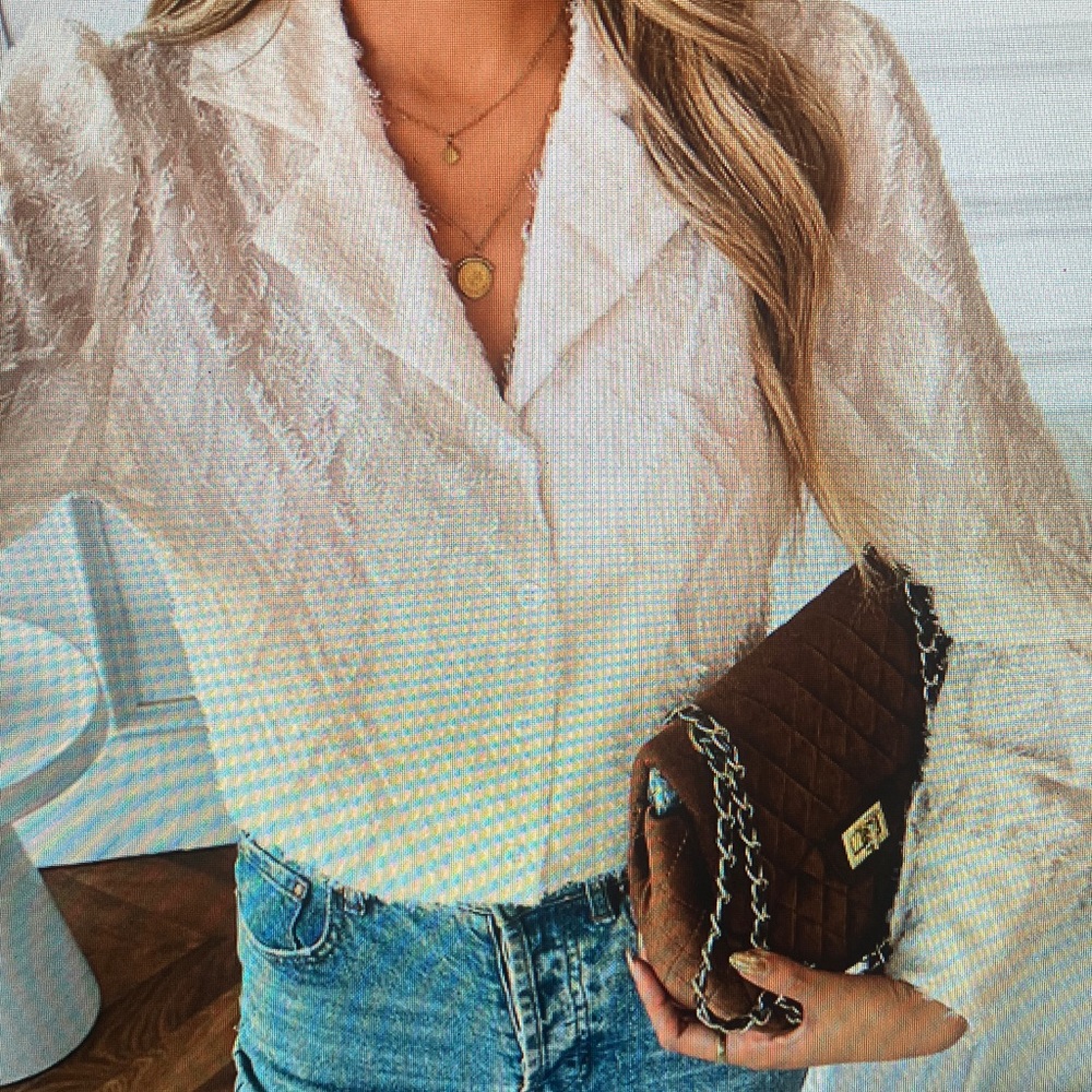 Elegant Cream Women's Top - Picture 2 of 4